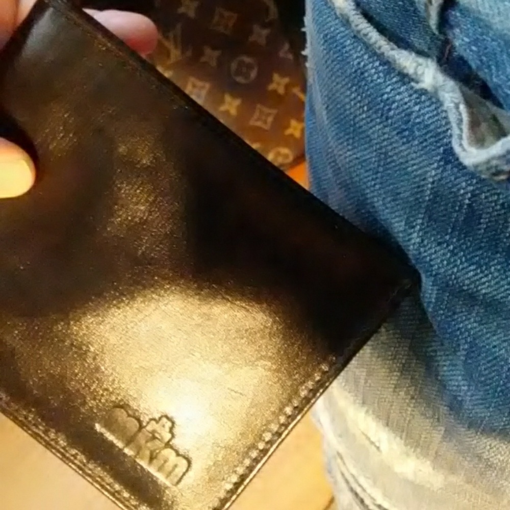 Men's leather wallet